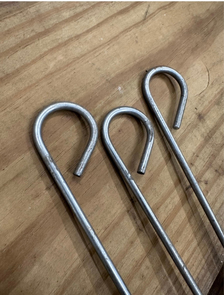 EJGlamos - Heavy Duty Plant stakes 28” (Set of 3)